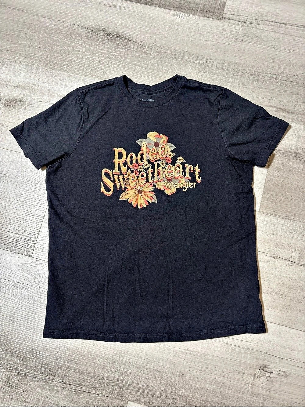 Wrangler Rodeo Sweetheart Graphic Tee Black Size Medium